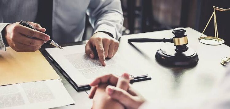 How Can an Employee Rights Attorney in California Protect Your Job?