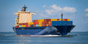 Choosing Between RoRo and Container Shipping: Which Is Right for Your Vehicle?